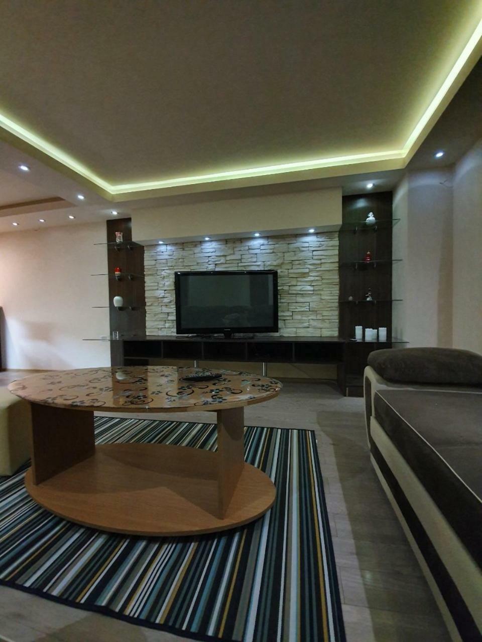 Apartman Markovic Bosanski Samac エクステリア 写真